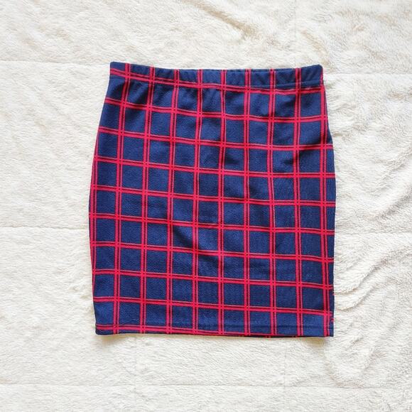 Shein Red & Blue Plaid Skirt - Picture 1 of 3